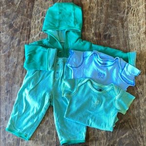 The Children’s Place - 12 mo 4-piece bundle